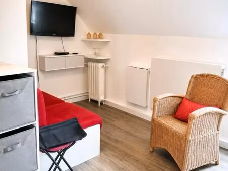 appartement 1 pièce 9 m²