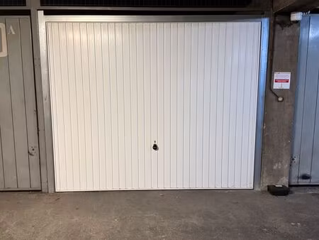 box sécurisé 15 8m2 residence le pressoir