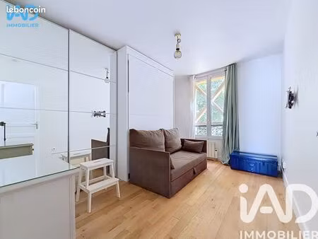 studio 1 pièce 22 m²