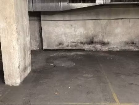 parking rue de turgot  paris 9