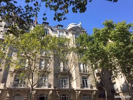 studio 15m2 av. niel paris 17 hsp 4m. mezzanine. 1 louer
