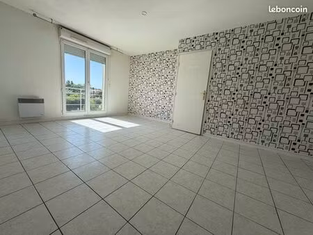 à louer appartement 3 pièces sur sens