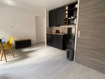 à louer – f2 meublé – 36 m² – sens centre-ville (quartier amande) - 650 tout compris elect