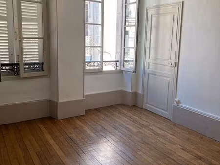 loue appartement f3 tonnerre