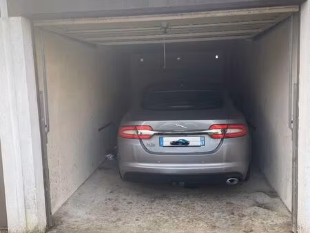 vend garage à foucharupt