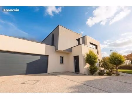 belle maison contemporaine