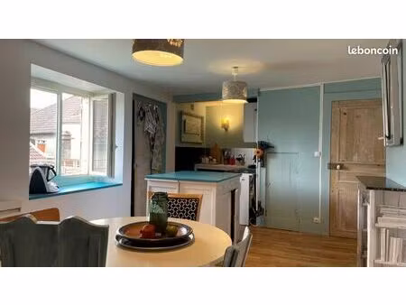 appartement meublé 73 m2 + étage polyvalent