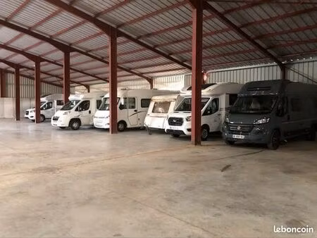 emplacement camping-car caravane