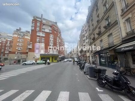 local commercial 27 m²