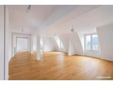 bureaux 260 m²