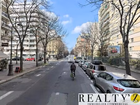 local commercial 370 m²