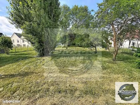 terrain 2600 m² saint-georges-sur-baulche