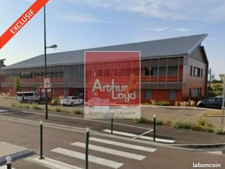 bureaux 258 m² sens