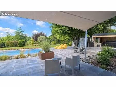 très belle villa de caractère