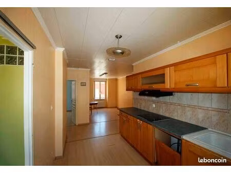 t2/t3 avec parking et cave - petite copropriété (6 lots)