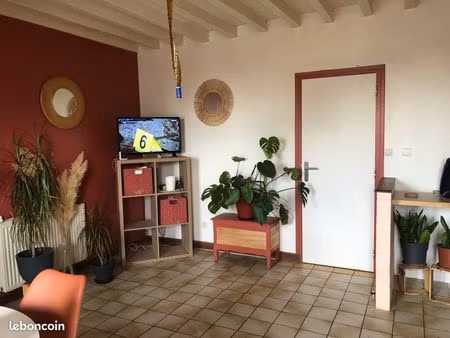 maison ancienne avec courette