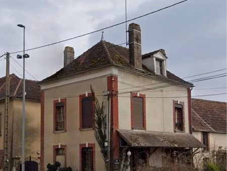 maison à louer à avrolles 3 chambres- altore