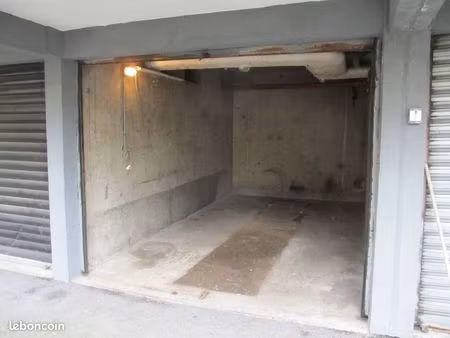 box de 14 m2