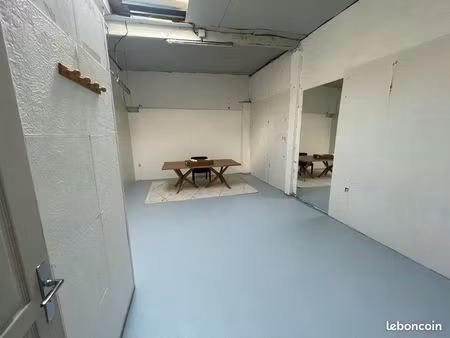 local 30 m2 à louer