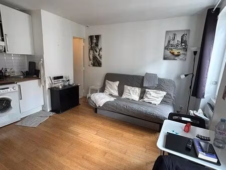 beau studio de 20 m2 meublé avec une cave à boulogne-billancourt 92100