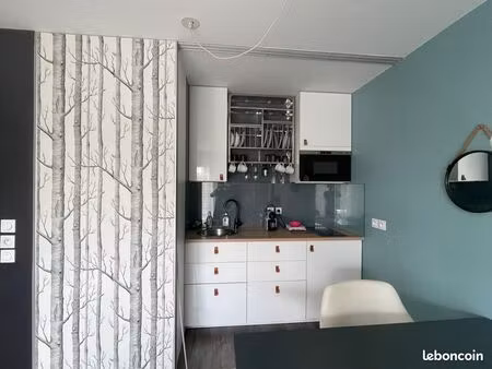 2 pièces meublé de charme - 38m2 - 3 mn à pied du campus hec paris