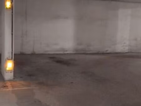 place de parking 1er sous sol