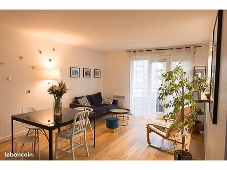 bel appartement meublé avec place de parking asnières-sur seine (métro gabriel péri) : 165