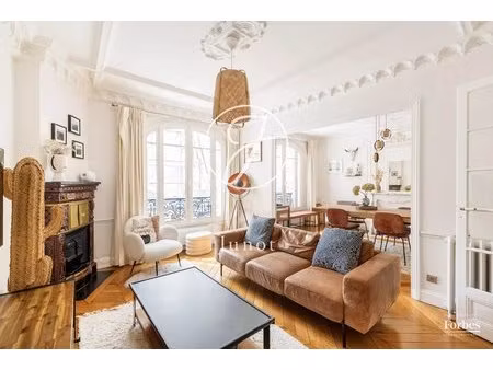 paris 18e - lamarck / damremont - appartement - 3/4 pièces - 82 37m² carrez - 2/3 chambres