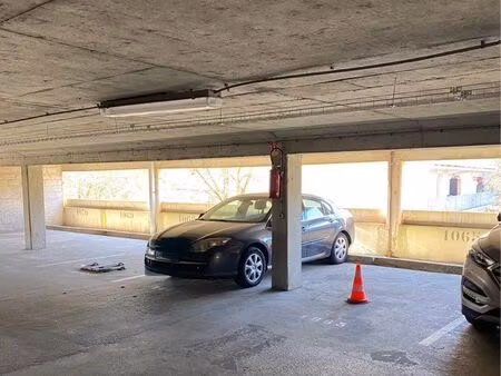 place parking evry