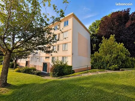 appartement 3 pièces 55 m²