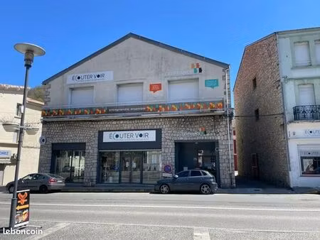 immeuble commercial emplacement n°1   excellent rapport locatif