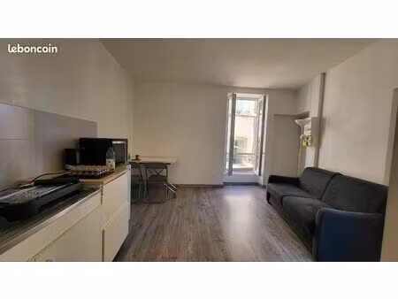 location studio à tournon