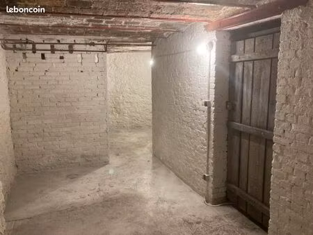 location cave saine pour stockage 20m2 metro st fargeau