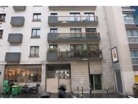parking/box paris