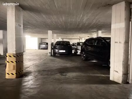 location place de parking sécurisée – paris 17ème