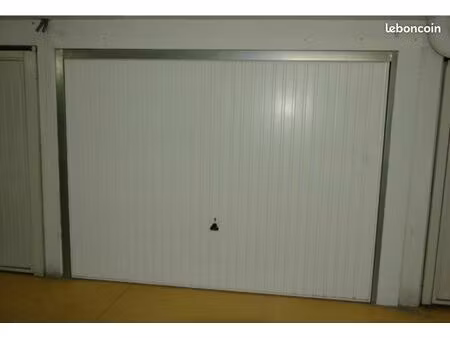 grand box 15m2  stade championnet/owens