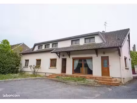 maison 7 pièces 162 m²