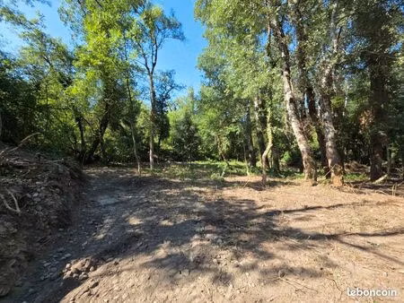 terrain 1200m2