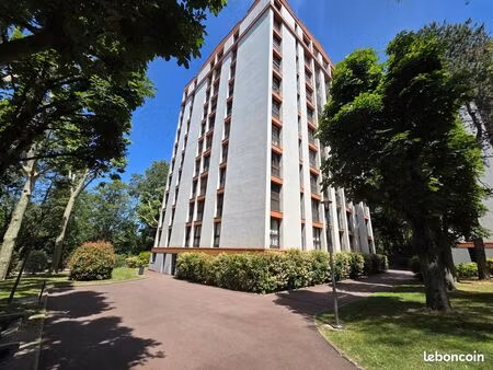 appartement 5 pièces 96 m²