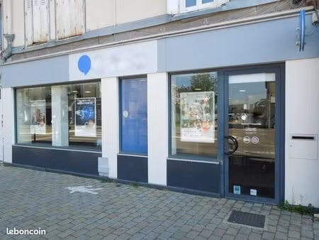 local commercial 200 m² troyes
