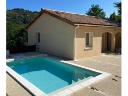 maison de plein pieds neuve jamais habité avec piscine /garage/cuisine équipée et climatis