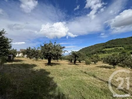 terrain 2 215 m² saint desirat