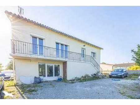 vente maison à saint-hilaire-la-palud (79210) : à vendre / 93m² saint-hilaire-la-palud