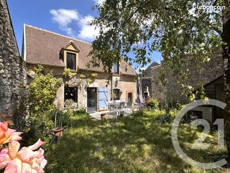 maison 4 pièces 80 m²