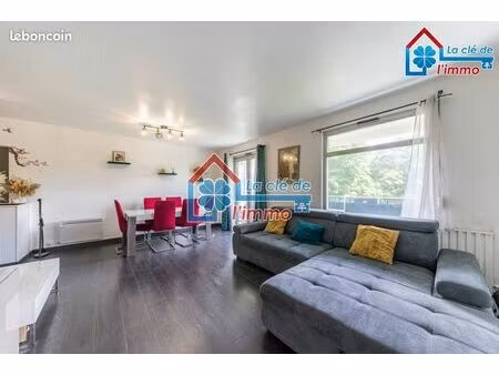appartement 3 pièces 77 m²
