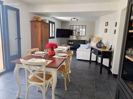 appartement 2 pièces 77m²