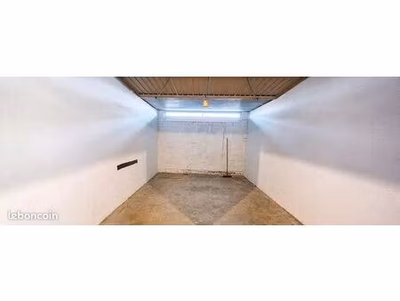 garage fermé  sécurisé  proche iut et monteil