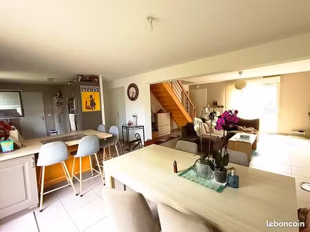 maison 6 pièces 100 m²