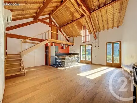 maison 3 pièces 105 m²
