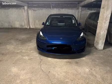 place de parking intérieure à louer – résidence sécurisée